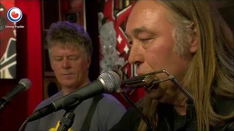 Noardewyn Ruzjend yn de wyn - Ernst Langhout and The Retro