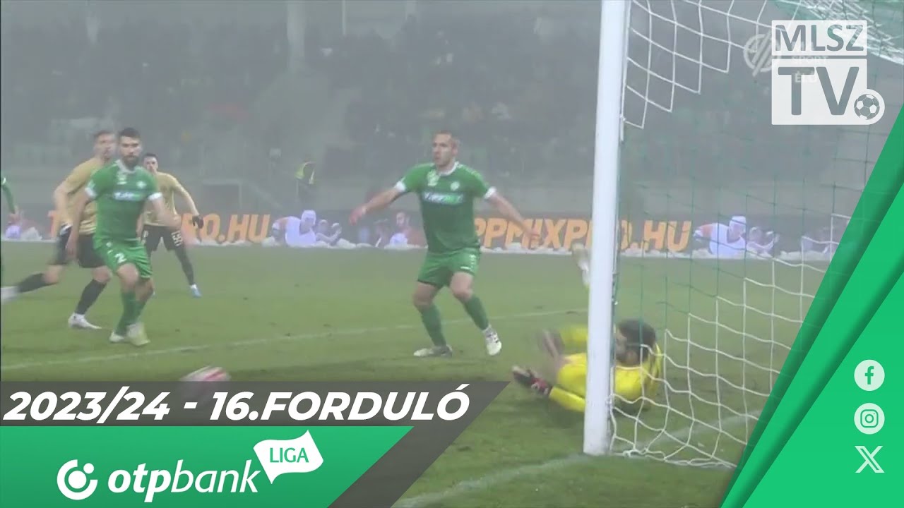 BUDAPEST, HUNGARY - APRIL 2: Krisztian Lisztes of Ferencvarosi TC  celebrates with teammates after scoring a goal during the Hungarian OTP  Bank Liga match between Ferencvarosi TC and MOL Fehervar FC at