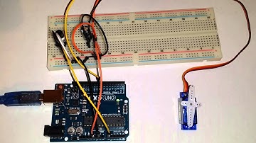 Артую Уно. Эксперимент №11. Управление сервоприводом с помощью потенциометра