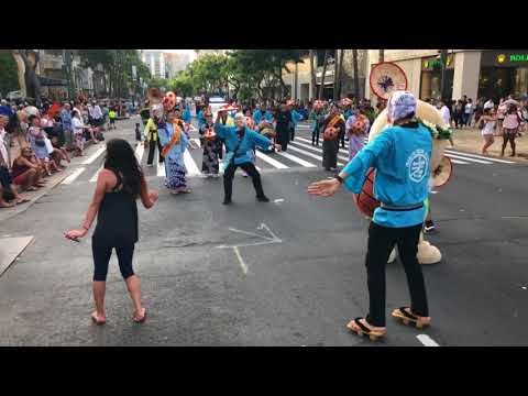 花笠音頭パレードのブレイクタイムHanagasa ondo parade break time