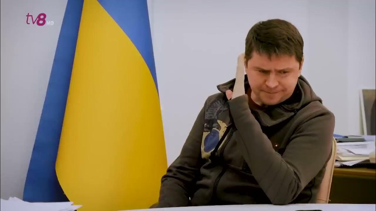 Подоляк пообещал "горячий сезон" в Крыму
