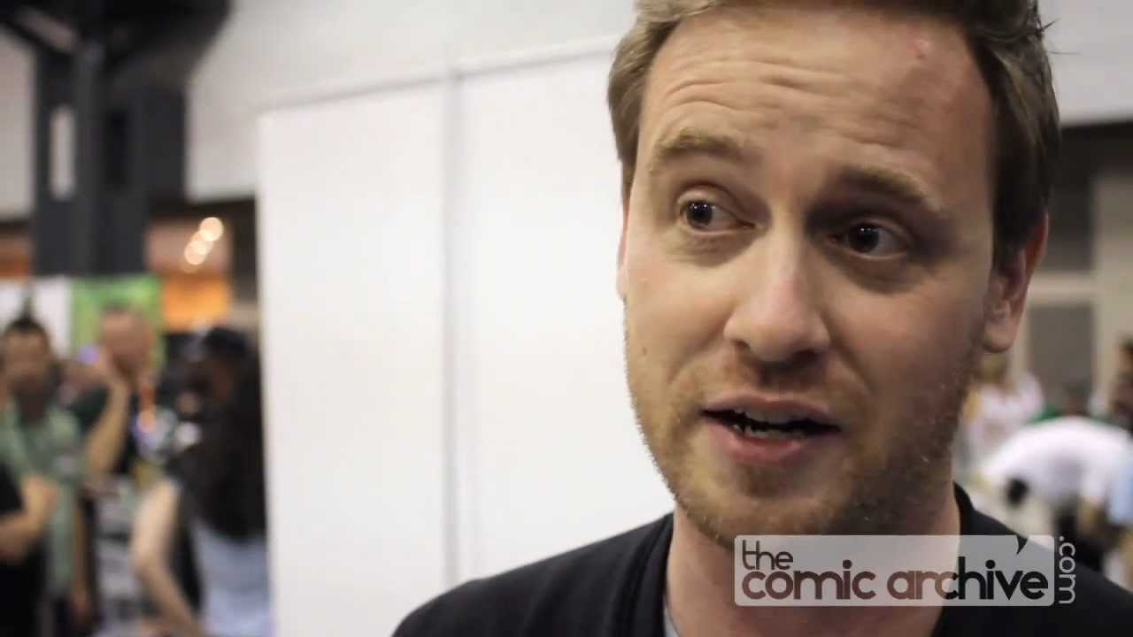 Artist Cameron Stewart Talks Shop at NYCC YouTube