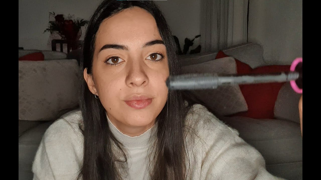 Coinquilina ti trucca per uscire 💄-  ASMR Makeup Roleplay