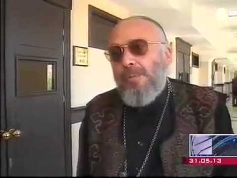 არაკაცმა მღვდელმა ანთიმოზ ბიჩიკაშვილმა ტალახიანი ხელი იესო ქრისტეს შეაწმინდა