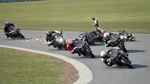 Kawasaki Ninja H2R VS Ninja H2 Insane racing | TRACK RACING IN USA ⚡