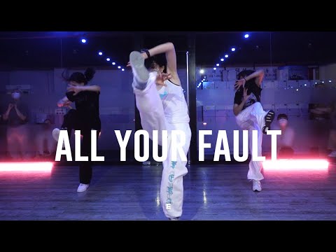<strong>YUGYEOM</strong> - All Your Fault (Feat. GRAY) Choreography YELLZ