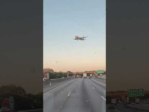 Videó: Közlekedés a Hartsfield-Jackson repülőtéren