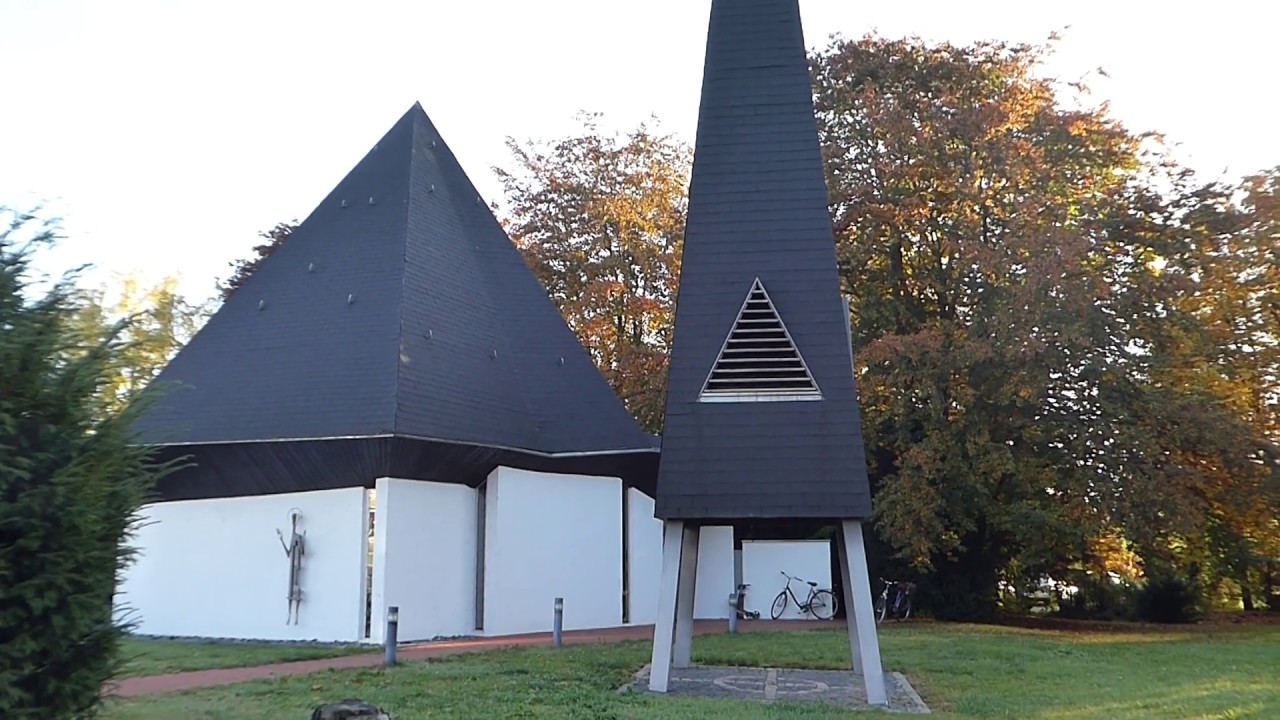 1786.Evangelische Martin-Luther-Kirche Astheim(1/2) / Eglise protestante Martin Luther Astheim(1/2)