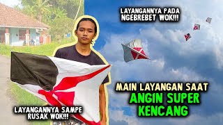 Main Layangan 110 Cm Saat Angin Super Kencang  Layangannya Pada Ngebrebet Wok