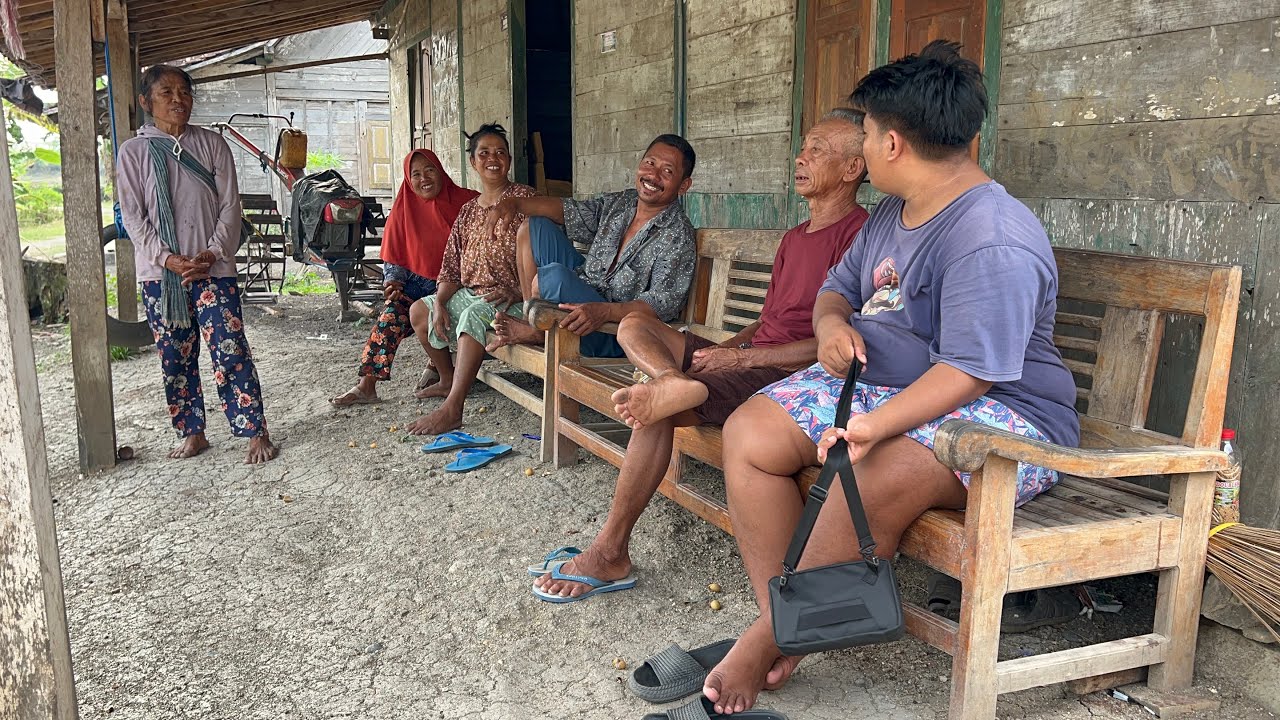 DIEL PEMBAYARAN SAPI MBAH POMO DAN BAGI BAGI NASI BERKAT BUAT BERKAHI SAPI BIBITE MBAE