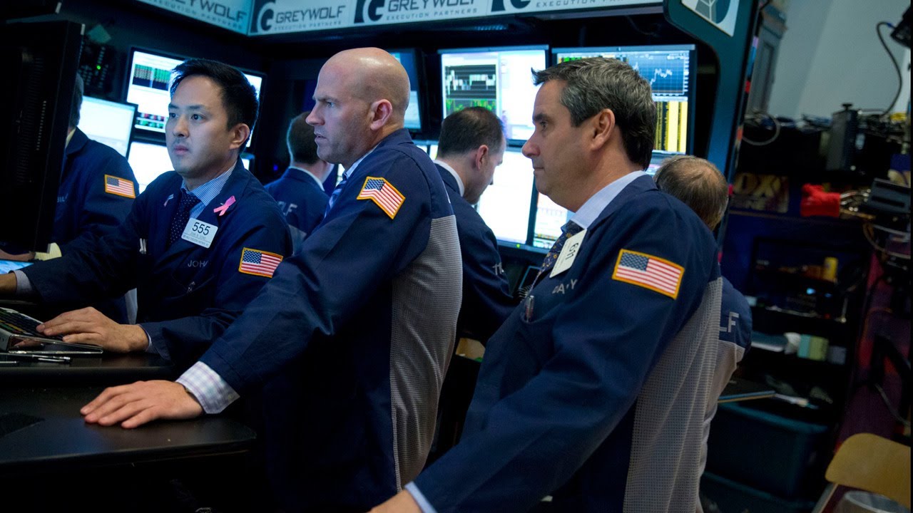 Markets Lower Amid Mixed Earnings Ahead of Apple, Facebook