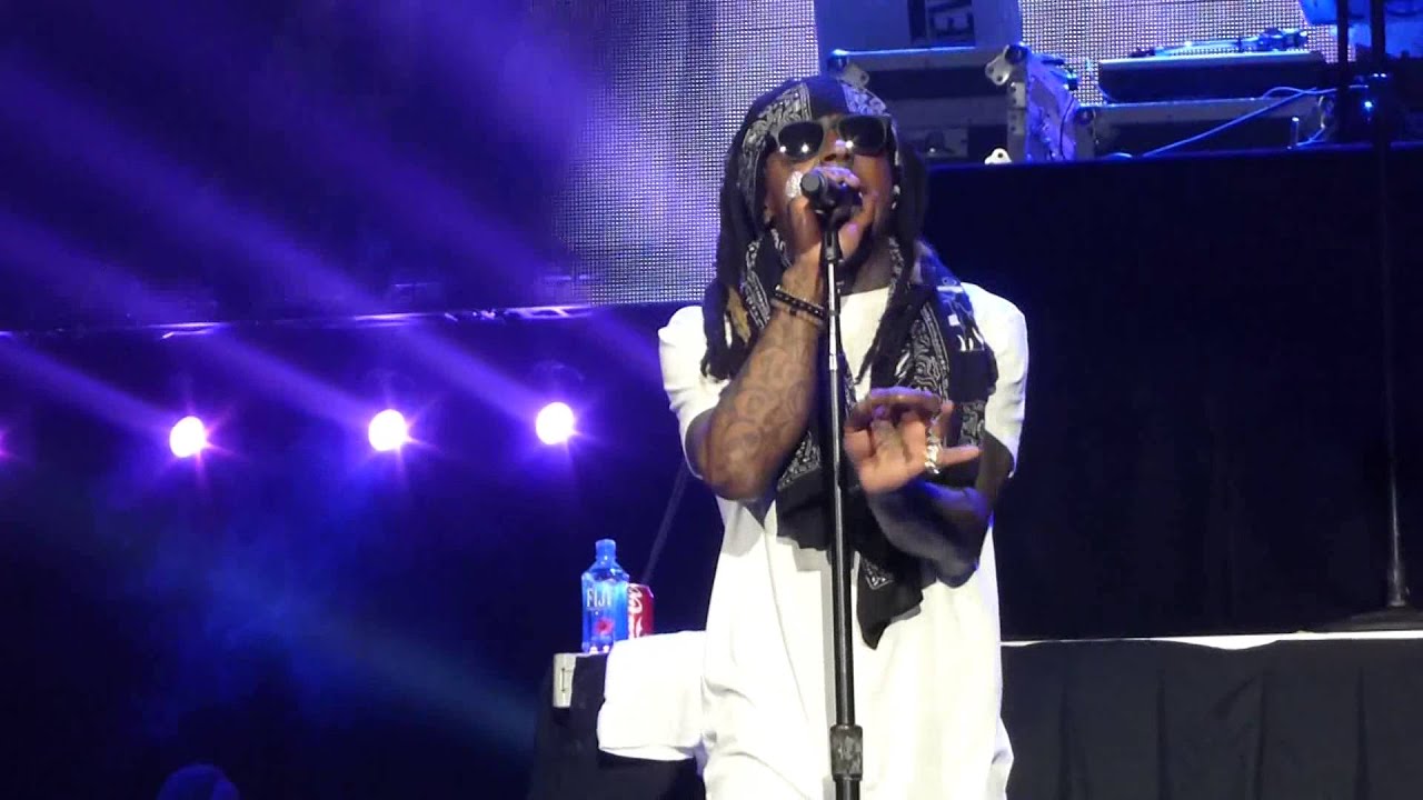 Lil Wayne - Karate Chop Remix, Only, HYFR, The Motto (Live)