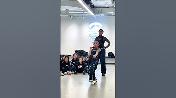 When Professionals Run Into Problems With Dance Video, This Is What They Do#dance #music #shorts