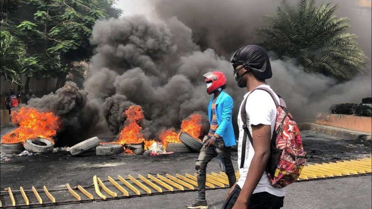 Drivers erect fiery barricades to protest gang violence and fuel shortage in Haiti