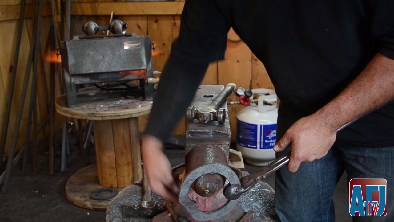 Shoeing For A Living (Russ Gaudet): Making A Bar Shoe