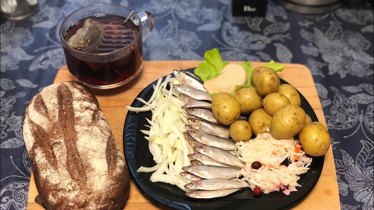 КИЛЬКА КАРТОШЕЧКА КАПУСТКА КВАШЕНА МУКБАНГ MUKBANG