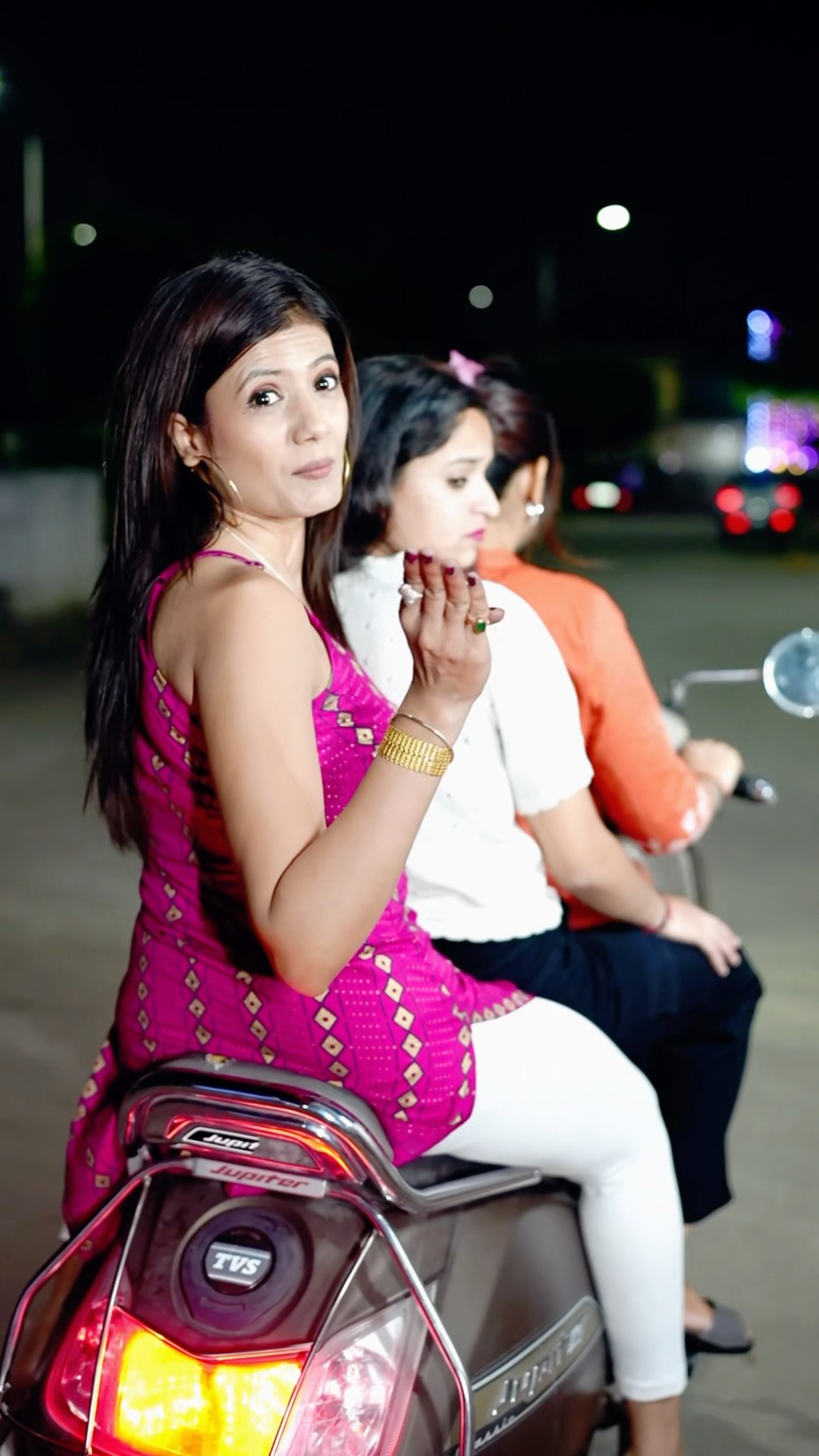 Wait for the twist ?? #shorts #ytshorts #couplegoals #khwahishgal
