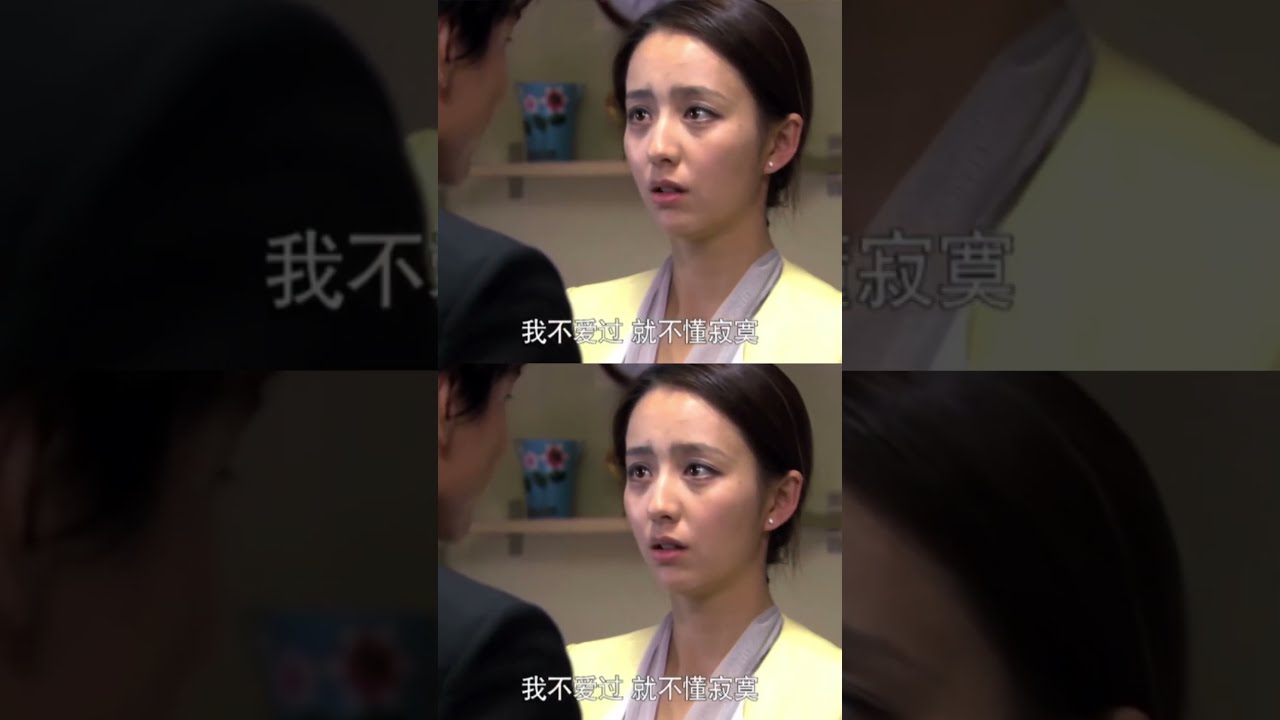 Girls Tong Kiss