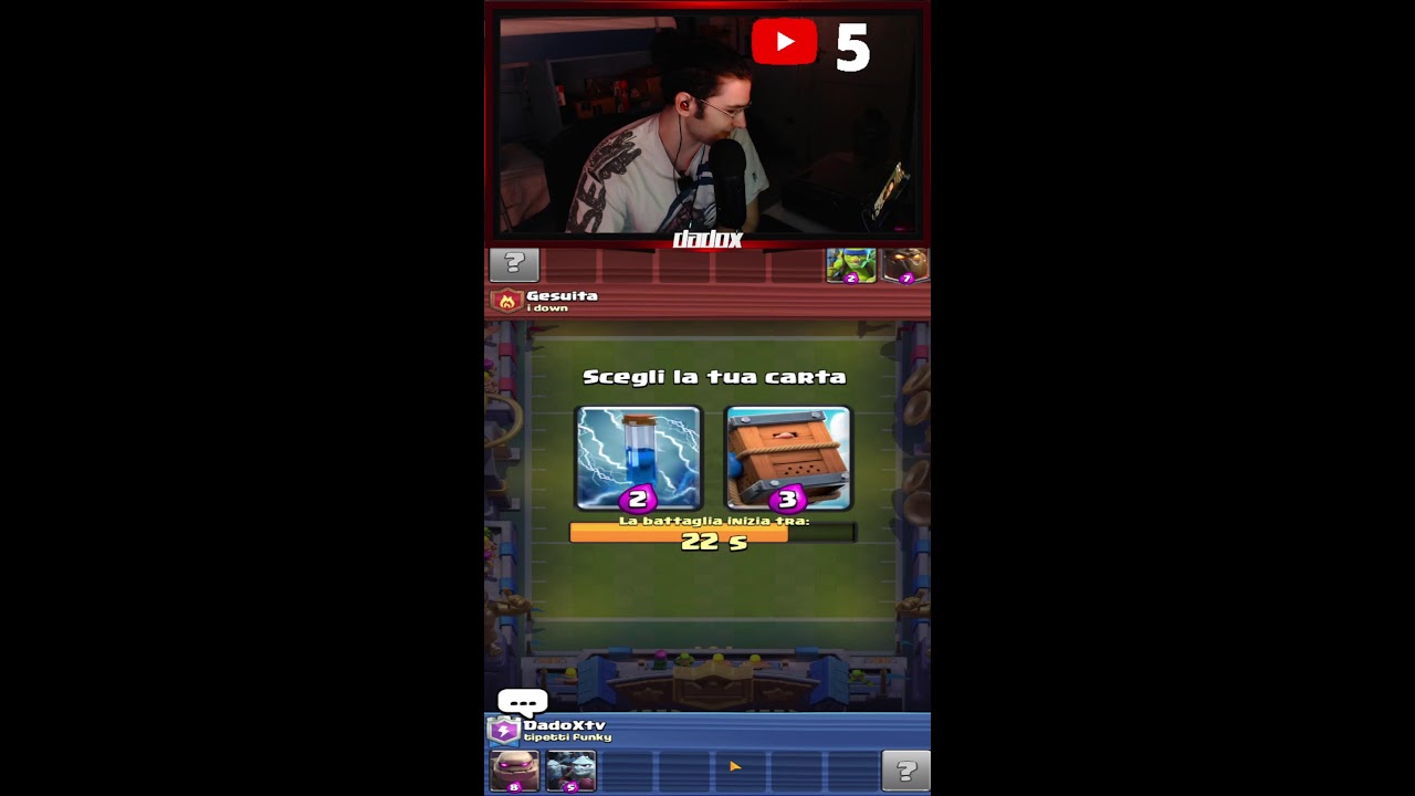 warzone + ogni abbonamento gioco con un mazzo random su clash royale