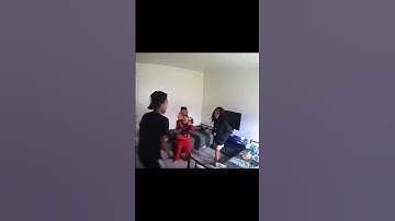 Early morning prank 🤣💀funny prank jumpscare scarecam funnymoments #Shorts #fun