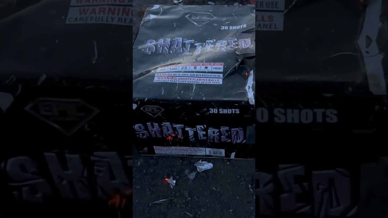 SHATTERED EPIC FIREWORKS 30 SHOT CAKE 