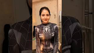Bulan Sutena Cosplay Spider Woman Cantiknya Mengalahkan Mj