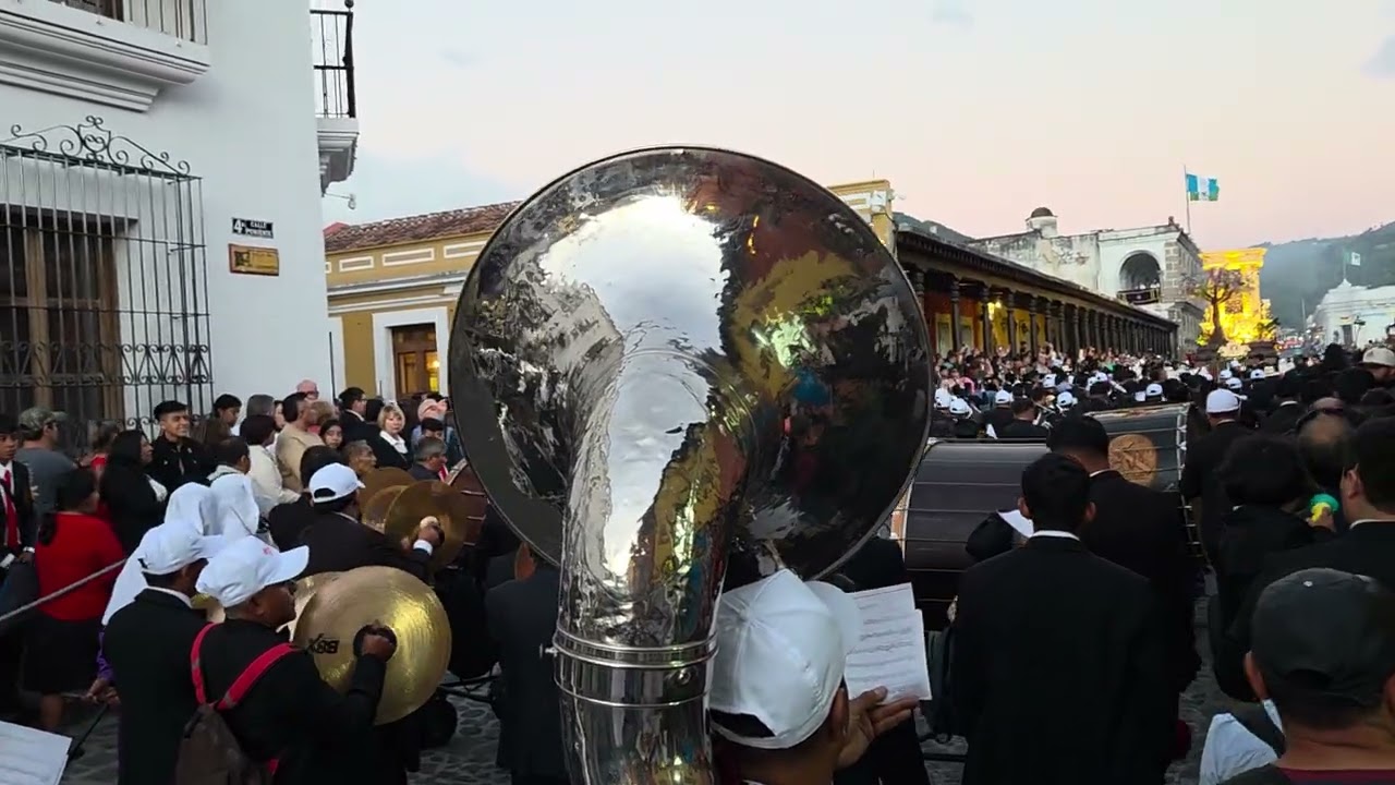 Madre del Amor y de la Paz, Marcha Fúnebre  a la par de la Banda,  Noviembre 2025 Jesús de la Merced
