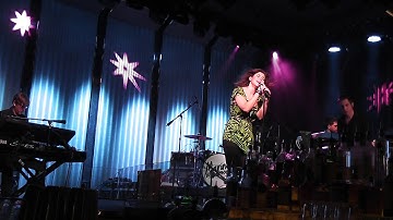 Marina And The Diamonds - Oh No! LIVE HD (2011) Las Vegas Cosmopolitan