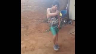 Chicos Perreando Con Shaky Shaky