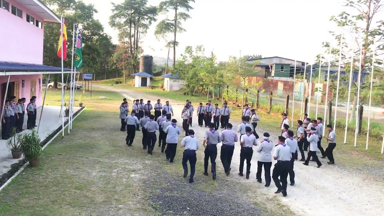 Istiadat Mengibar Bendera Pengakap Kanak -Kanak / Istiadat Laung Agung