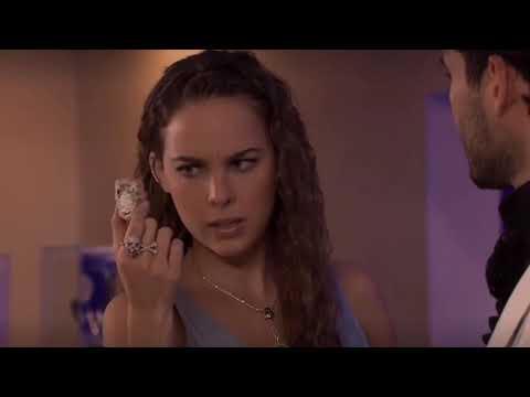 ( Hay que ser mas rápido en la vida o te comen ) Belinda y Alfonso Herrera - Novela Camaleones CAP 1