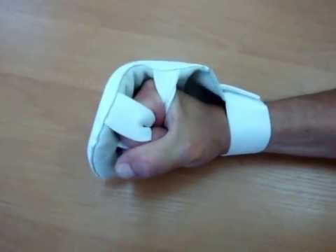 Накладки для карате протектор кисти) АТС 2 22