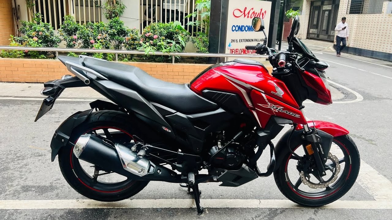 Honda X-Blade 160 2022 Red