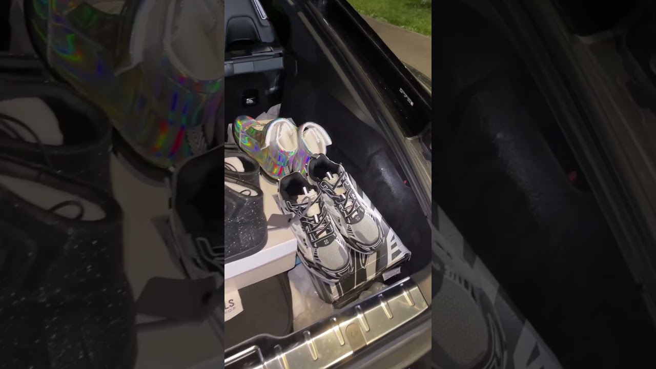 Заказать абсолютно любую вещь можно у нас в Тгк - SKITLS SHOP 1:1 как оригинал