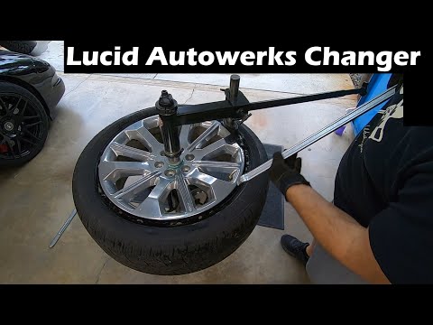 Replacing a 22 Inch Tire at Home Harbor Freight Tire Changer Duck Head Mod Easily No Damage