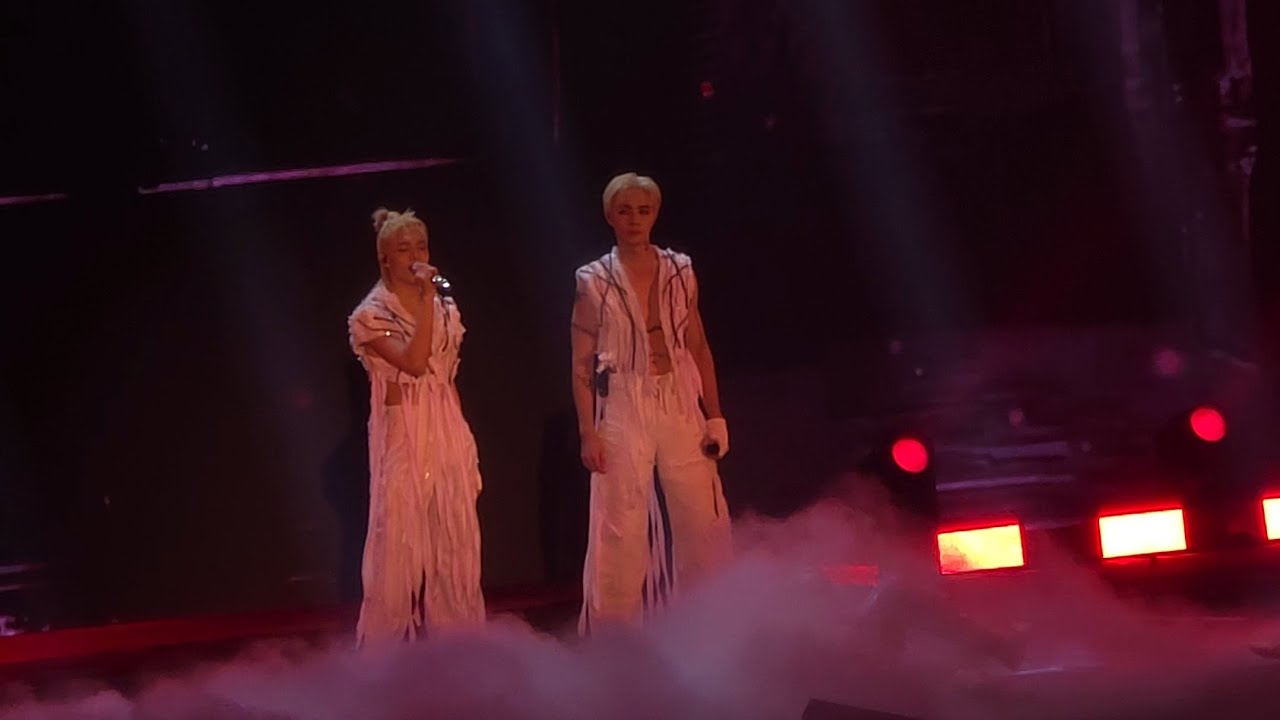 Bring me to life - ZeeNuNew | #ZNNCrazyInLoveConcert 