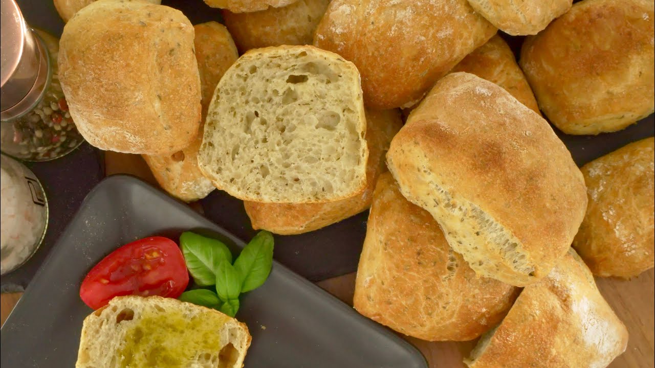 Ciabatta Brötchen mit Kräutern - zum Grillen, als Panini oder einfach ...