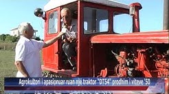 08 09 2015 Durrës, agrokultori i apasionuar ruan një traktor DT54 prodhim i viteve 50