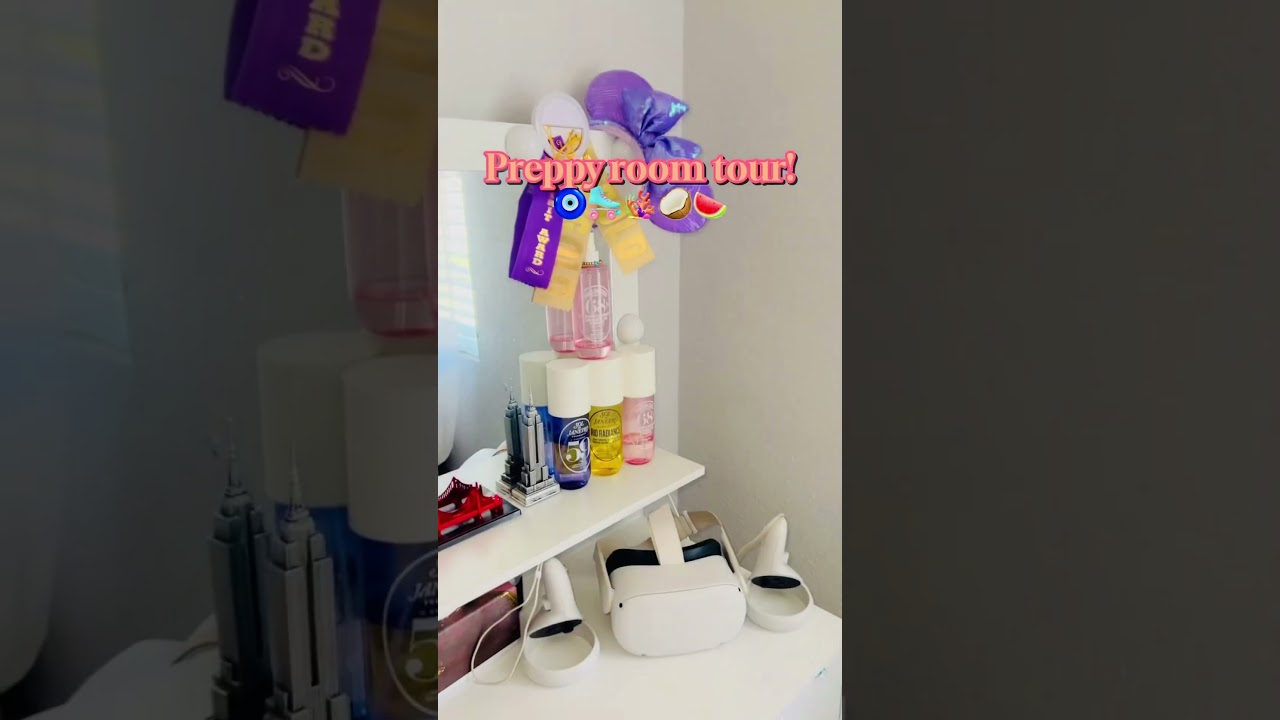 Preppy room tour!!🤍🪩🐬⚡️🪞 