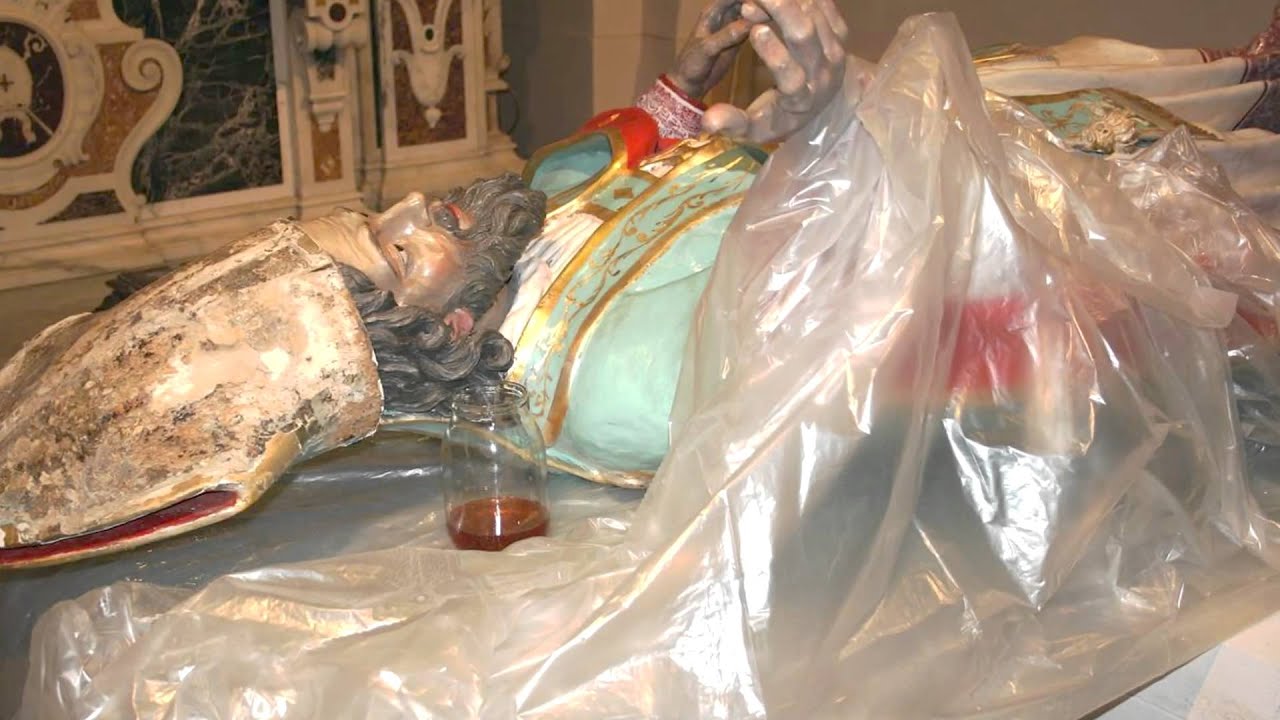 Il Restauro della Statua di San Cataldo di Corato (Ba)