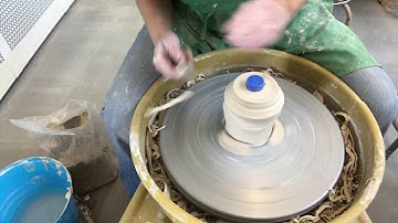 17. Jenchi Wu: Trimming cup using bottle cap