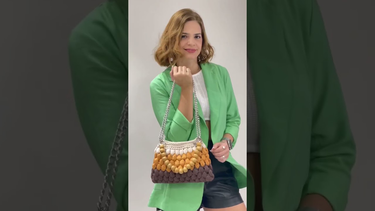 Bolsa de crochê em fio de malha residual/ Tutorial de Bolsas em crochê/ Crochê para iniciantes  