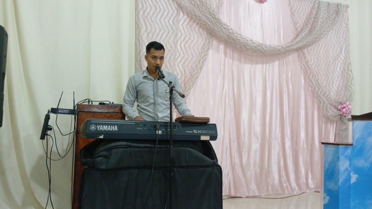 Evg. Jordan Maldonado// Adorando a Dios 