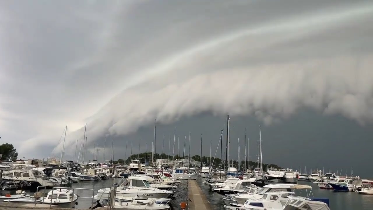 Zastrašujući prizori iz Poreča: Nova oluja stigla u Hrvatsku