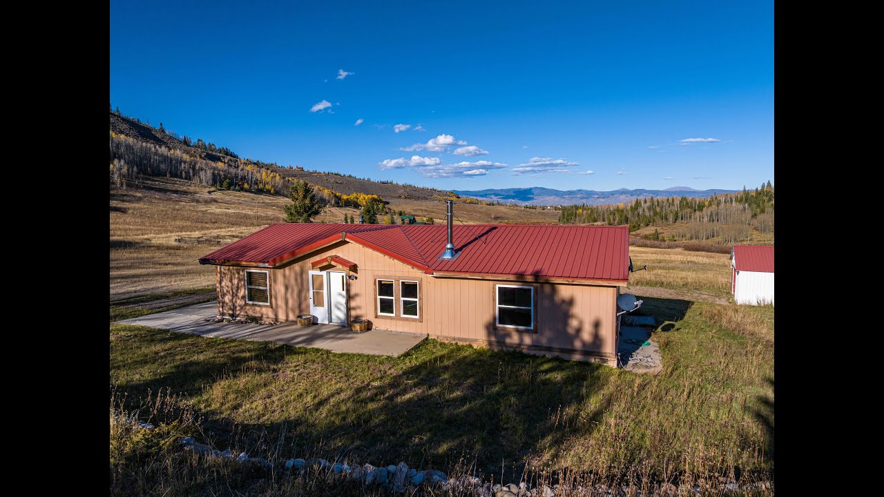 Old Park Cabin with Awesome Workshop - Kremmling, CO