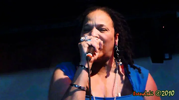 Sister Nancy - One Two (backed by Roots Radics) - ...