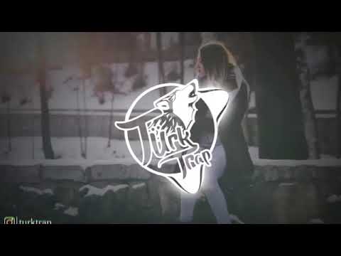 Ucurum Ucurum Gozlerine Bakdigim Sensin Mp3 Indir