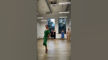 Демонстрирую классические точки дефиле 👠. #defile #model #catwalk #moda #dence #ph #fashion