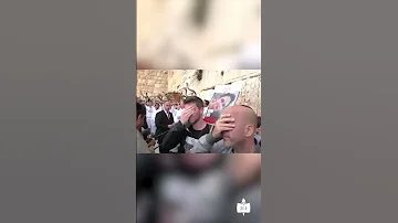 Worldwide Shema Prayer Led At The Kotel 