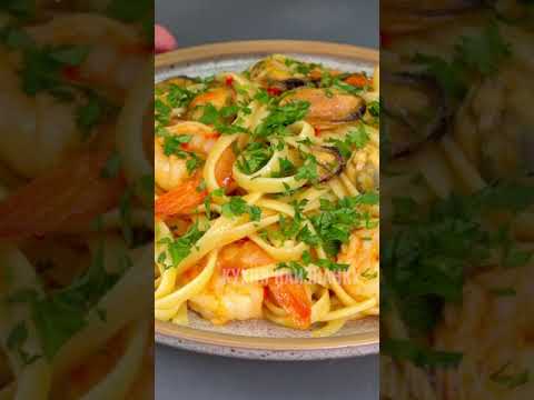 Вкусный ужин за 15 минут: показываю, как я готовлю лапшу с морепродуктами